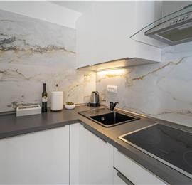 6 Bedroom Beachfront Villa with Heated Pool near Vela Luka on Korcula Island, Sleep 12